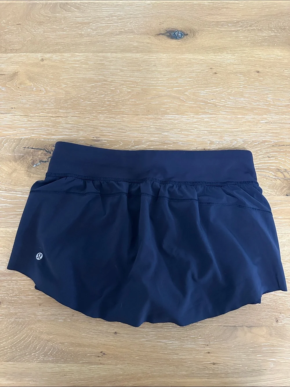 Lululemon navy skirt. Size 6